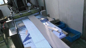 China Shenzhen made multilayer FR4 pcb v cutter manufacturer