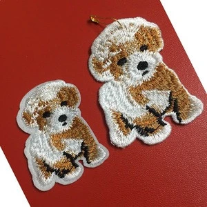 Custom and Wholesale iron on dogs embroidery patches for clothing