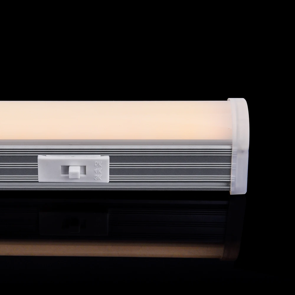 ETL CE Listed 1Ft 2Ft 3Ft 4Ft Integrated T5 120 Volt Led Cabinet Light with CCT Adjustable Function