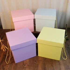 Factory price custom printed candy corrugated packaging paper box with handle