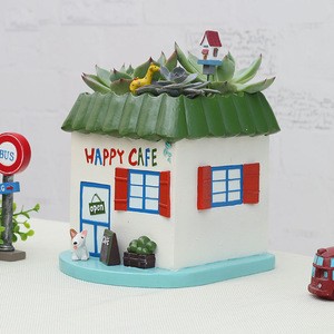 home decor resin 3D house flower pot OEM fashionable house replica garden pot handmade lovely building planter