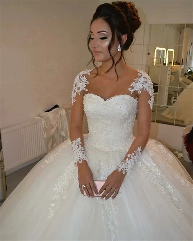 Illusive Lace Appliqued Ball Gown Wedding Dress Sheer Long Sleeve Bridal Gown Vestido De Novia