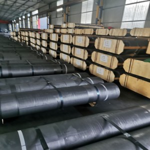Low Ash UHP 600 mm Ultra High Power Graphite Electrodes for EAF melting