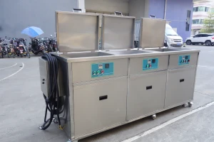 Multi-tank industrial ultrasonic cleaning machine