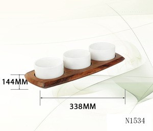 New design sauces plate acacia base with ceramic dip bowl
