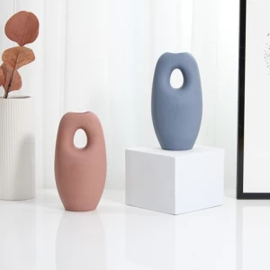 Nordic Style Wholesale Minimalist Decor Porcelain Flower Vase Irregular Ceramic Mini Bud Vases