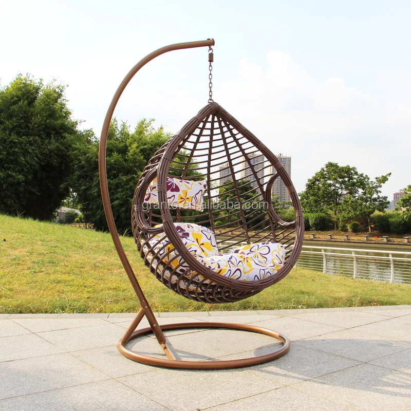 Popular outdoor or indoor PE rattan wicker swing chair single hanging chair