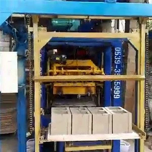 QT4-26 CE certification semi-automatic concrete block bricks making machine factory with 25~30s forming cycle