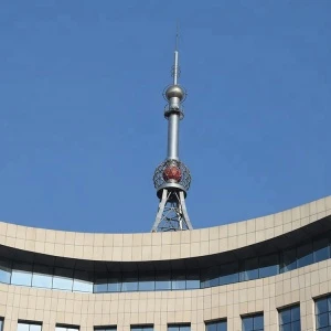 Service supremacy new style rooftop steel telecommunication tower