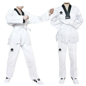China Factory Wholesale Martial Arts Wear TKD Taekwondo Uniforms GI