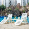 Italy style plastic beach chaise lounge chairs used for swimming pool