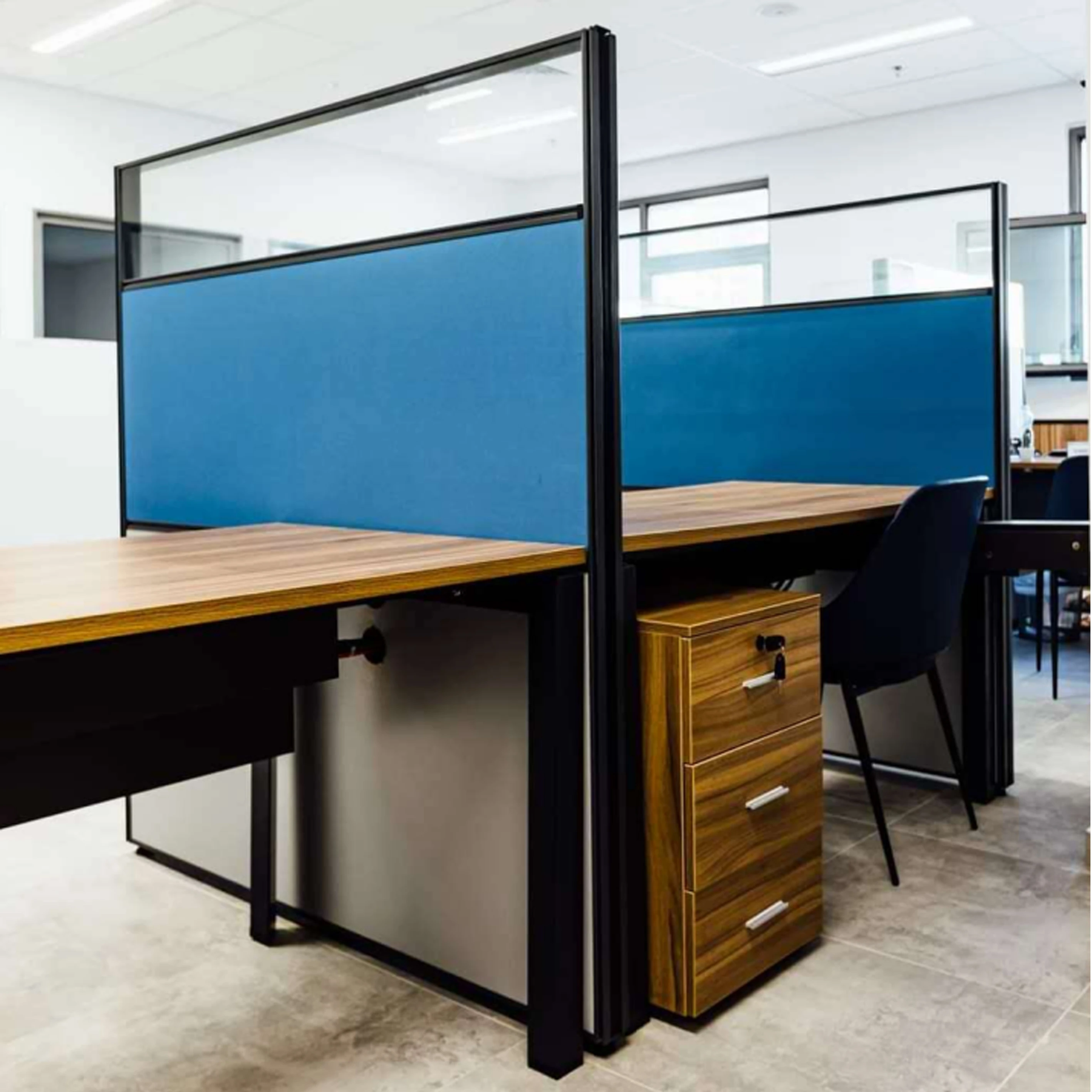 Modern Half Height Cubicle Office Partition Modular Single Desk Executive Movable Office Wall Workstation