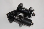 Mountain bicycle Hub Quick Release Disc Brake MTB Front Rear Bike Hub 4 Sealed Bearing 32Holes 32h Red Black Bicycle Hubs 9/10QR