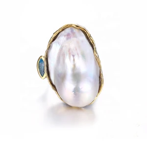 Original Exquisite And Beautiful Ladies White Freshwater Baroque Pearl Ring