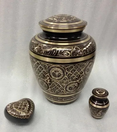 Premium Quality Cremation Urns handcrafted with special designs and graphics used for the memories of ancestors & loved ones.