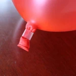 Wholesale 100pcs "v" shaped plastic balloon sealing clip ties balloons accessories for party banner