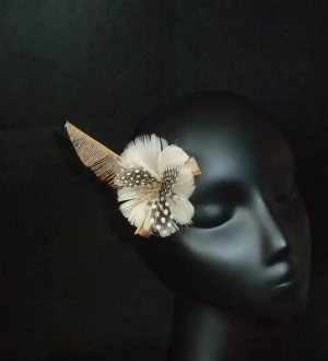 goose feather flower mount