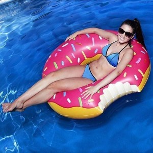 Manufacturer Custom Summer Fun Donut Inflatable Water Park Tube Swim Ring Swimming Circle