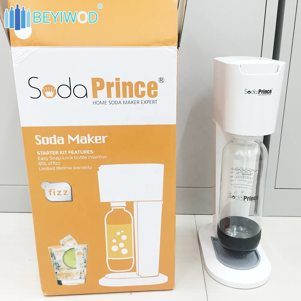 2018 Summer top sale Professional Portable type home Soda Water Maker and CE&amp;ROHS Certificated Soda Maker co2 soda cylinder