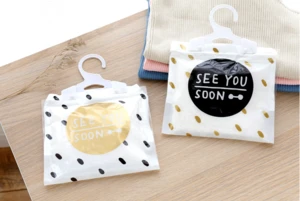 2019 trend cute drying agent household kitchen wardrobe desiccant bag
