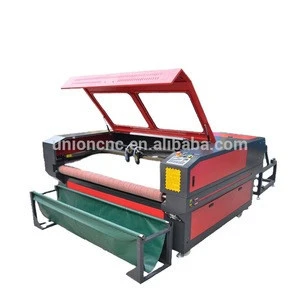 Auto feeding system roller table vision laser cutting machine for labels &amp; embroidery with CCD camera