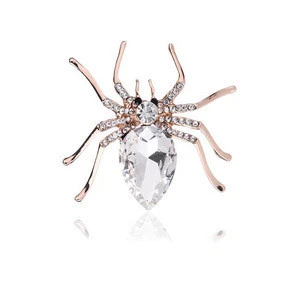 Custom and new design spider shaped rhinestone lady decorative shoe clips for flip flops accessories