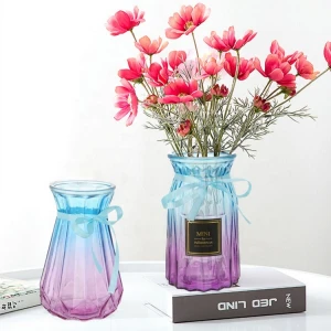 Decorated colorful glass fresh flower vase