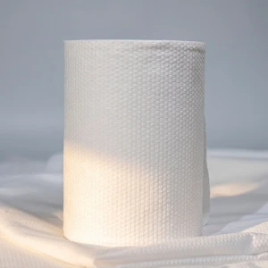 Factory Wholesale SMS SSS Spunbond Nonwoven Fabric Low Price Breathable Soft Disposable Non Woven Fabric Roll