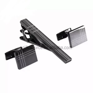 hot new custom design promotional gift cufflinks set and tie clip set