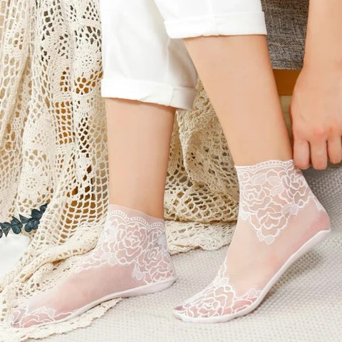 Lace midtube socks for women spring summer thin Japanese cute breathable mesh ins socks lace boat