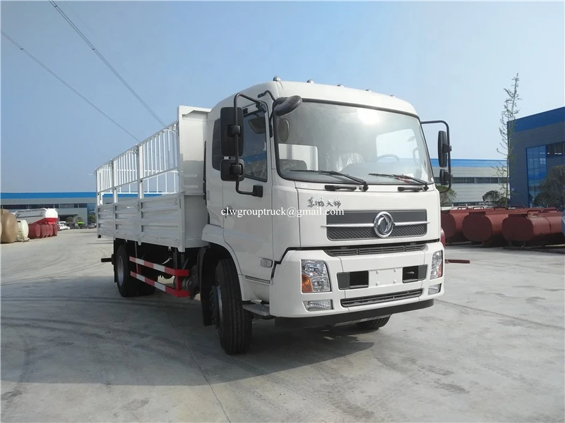 Low Price 4x2 6 Wheel Dongfeng Fence Cargo Truck