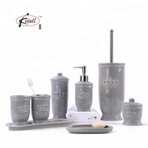 New products 2020 wholesale bathroom accessories set china factory