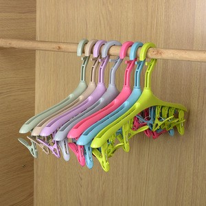 Small hanger clips cloth clip hanger rack plastic clothing hangers clips