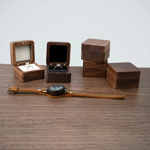 Spot Custom Wooden Jewelry Box Small Portable Travel Earrings Mini Jewelry Ring Box Storage Box For Marriage Proposal