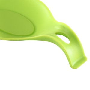 Wholesale Eco-friendly Feature &amp; FDA, LFGB, SGS Certification Wholesale Cheap Silicone Spoon Rest / Silicone Spoon Holder