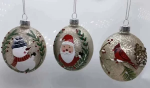 Glass painting balls for Christmas