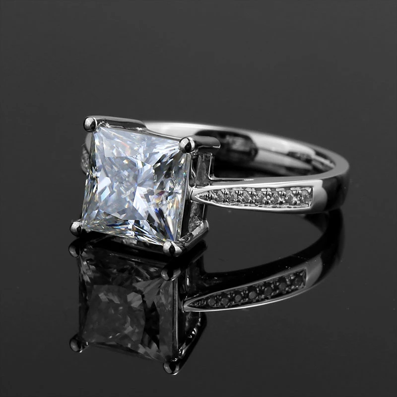925 Sterling Silver 1CT Princess Cut Moissanite Sliver Ring