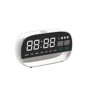 Chinese Manufacturer USB Charger Desk Clocks Small Smart Calender Temperature Display Table LED Alarm Digital Clock