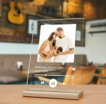 fashion custom album photo song plaque led acrylic sign holders with wooden base