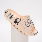Leaking Slippers Beach Yezzy Slippers Yeezy Slides open toe bathroom slippers for women men