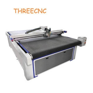 Oscillating knife cutting fabric leather strap production machinery