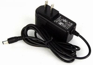 Output 12.6V AC adapter/DC charger for 12V Li-ion battery accessories with US Standard fit American socket