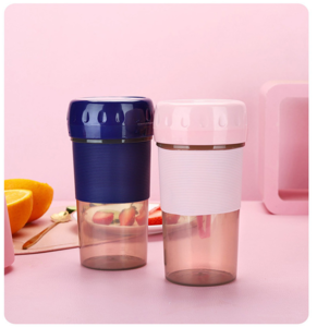 Portable mini usb rechargeable small household appliances plastic electric juicer cup
