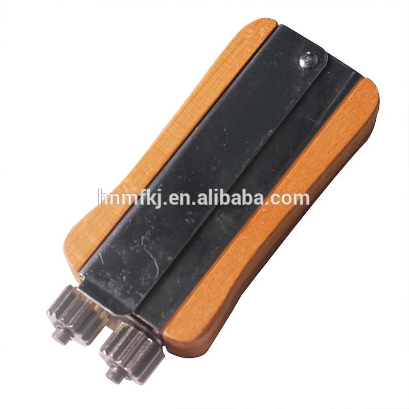 Wholesale Wooden Handle Bee Frame Wire Crimper for Beekeeping with High Quality