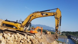 [ Winwin Used Machindry ] Used crawler excavator CAT 330DL 2008yr For sale
