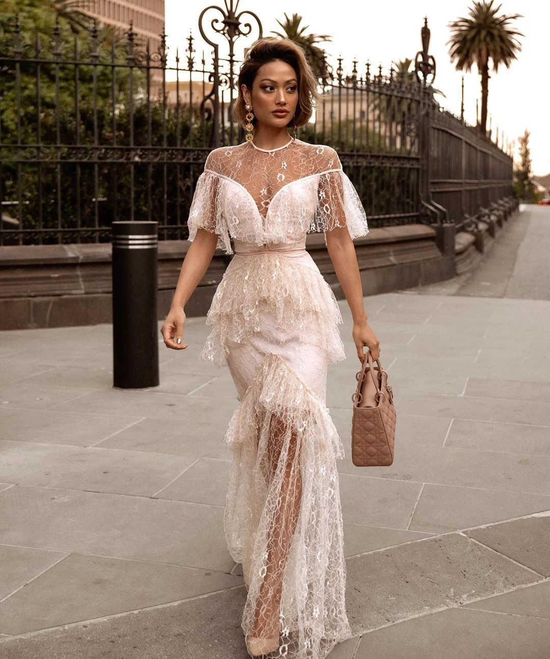 women sexy long lace dress Vintage Puff Sleeve Sweetheart see through hollow layered Bridal Gowns Wedding evening Dresses 2020