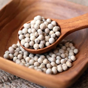 Superlative Quality Whole Form White Pepper Seed Spice Dried Herb Raw Food Form Worldwide Selling Market Price Genuine