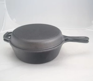 cast iron combo cooker with handle