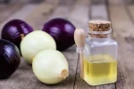 Fresh pressed Onion Oil for food flavoring