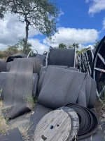 Tyres and conveyor belts